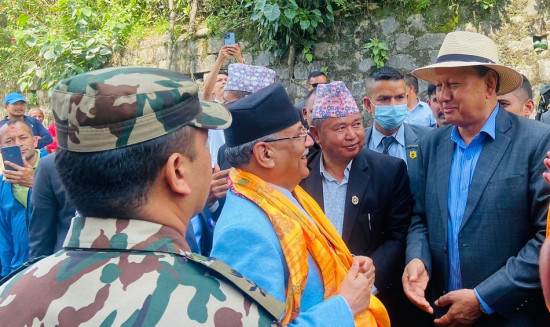 मेलम्ची खानेपानी आयोजना स्थल निरीक्षणमा पुगे प्रधानमन्त्री प्रचण्ड 
